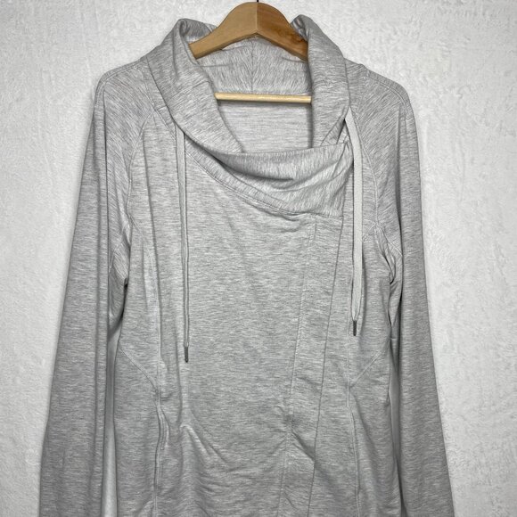 Lululemon Coast Easy Wrap Womens Size 10 Heathered Core Gray Sweatshirt - Picture 1 of 11